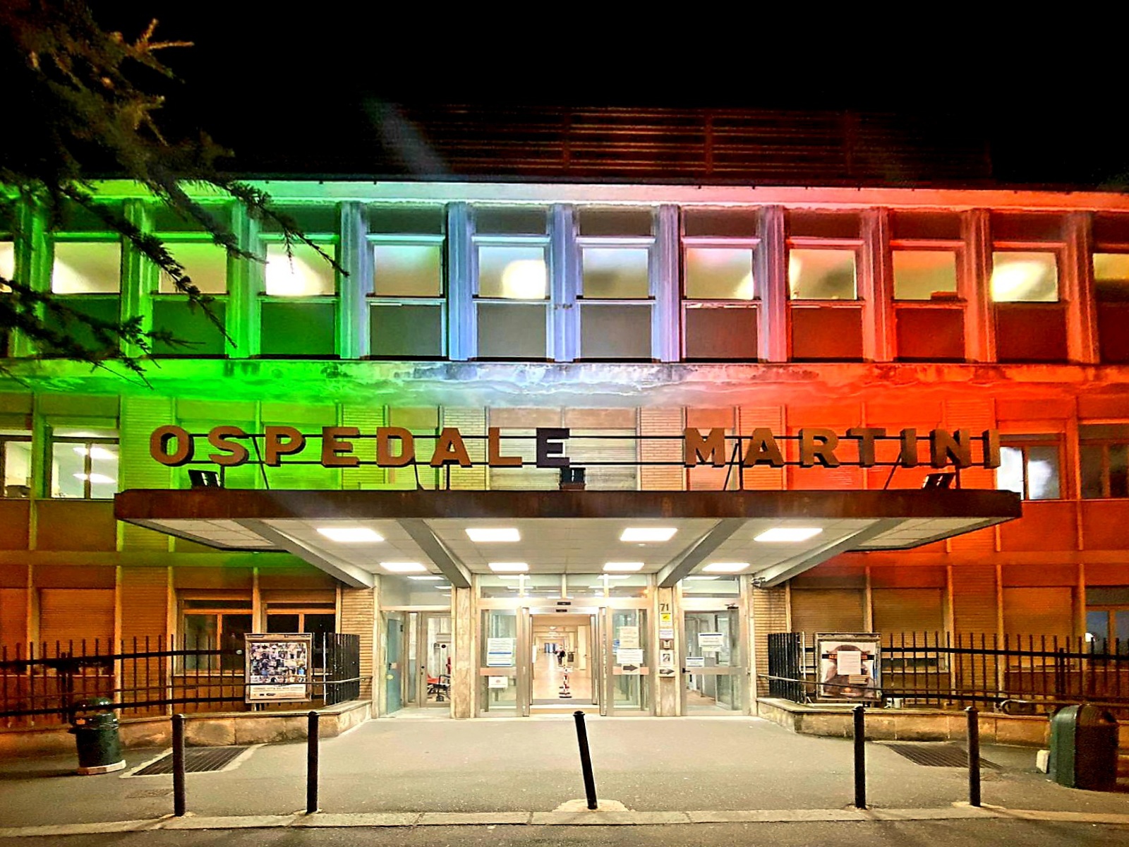 Il tricolore illumina l’ospedale Martini Azienda Sanitaria Locale
